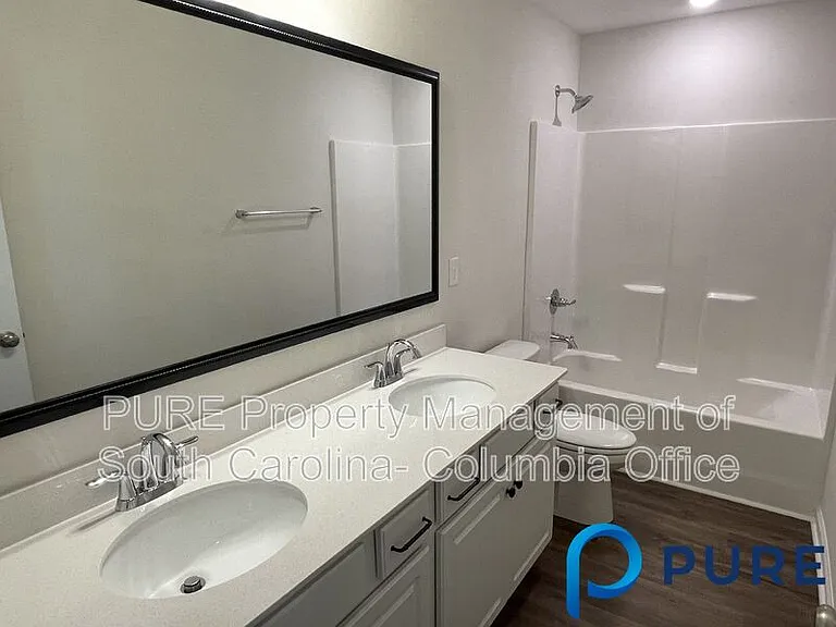 1433 Tamarind Ln — Photo 11