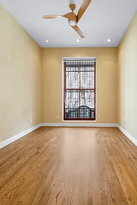 Rented by Compass | media 9