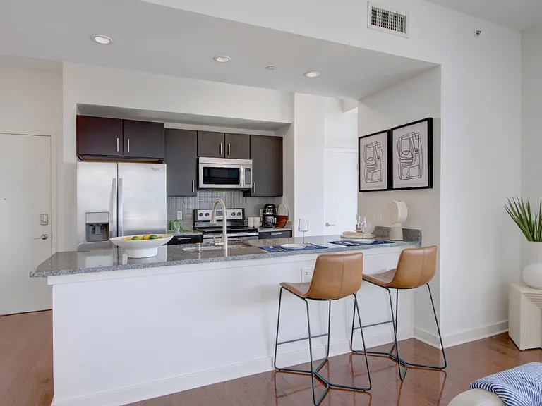 Ellis Bethesda — Photo 27