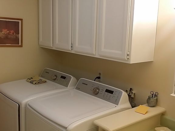 Full bath second floor