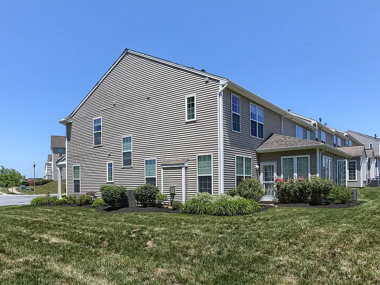 872 Whitetail Dr — Photo 45
