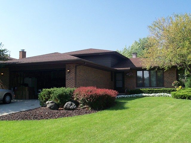 1st image of 428 W Wesley Ln