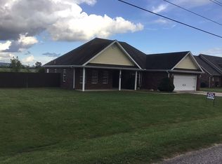 1641 Viney Grove Rd, Prairie Grove, AR 72753