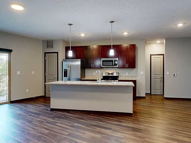 360 at Jordan West — Photo 120