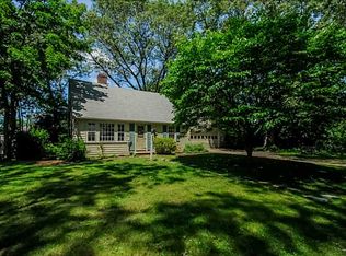 75 Putnam St, Warwick, RI 02888