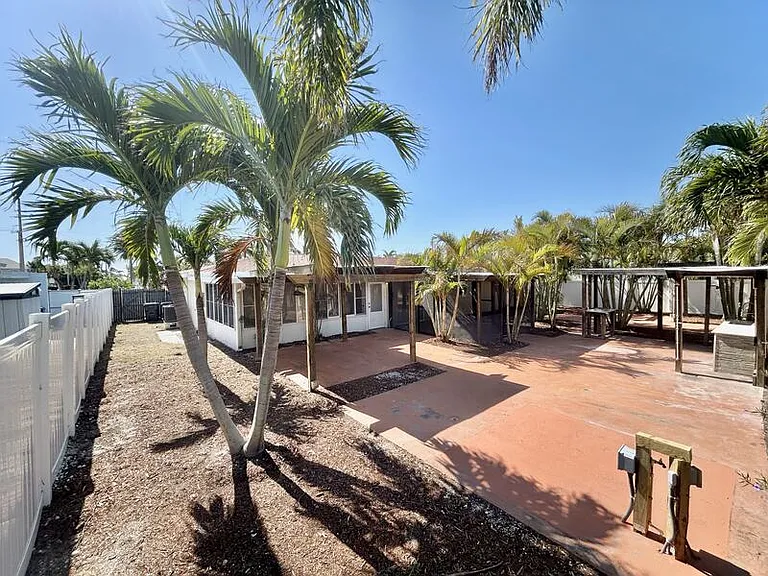 10108 Paradise Blvd — Photo 70
