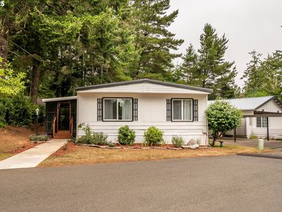 640 Village Pines Dr, Coos Bay, OR, 97420