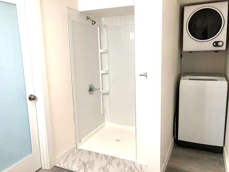 Washer and Dryer in Unit