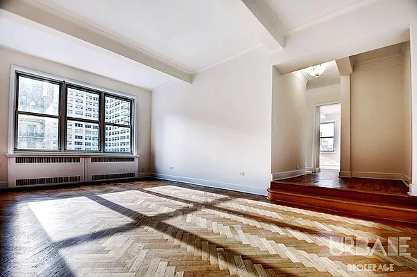 Rented by Urbane Brokerage | media 12
