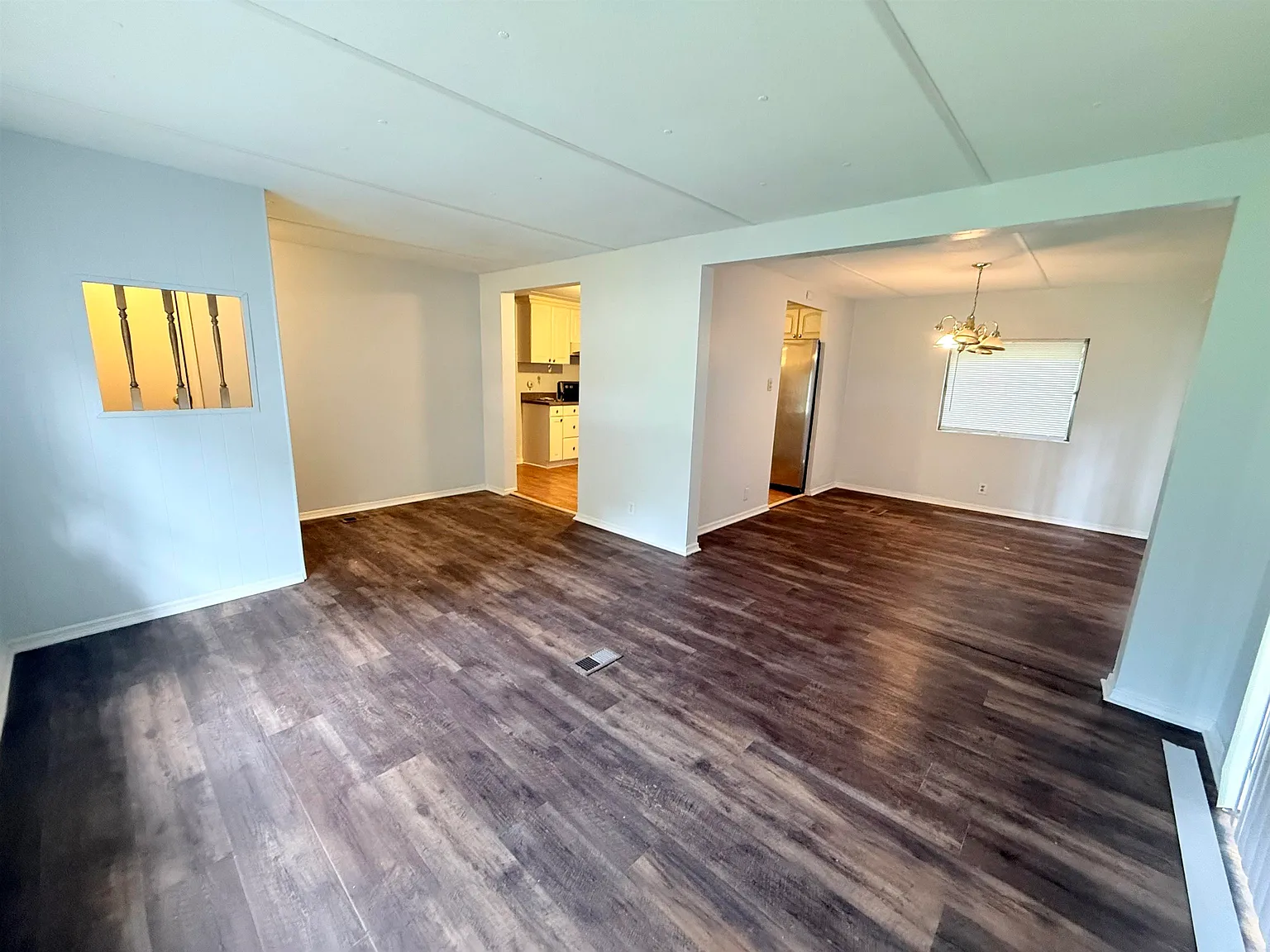 4 bed, 1192 sqft, $1,725 — Photo 2