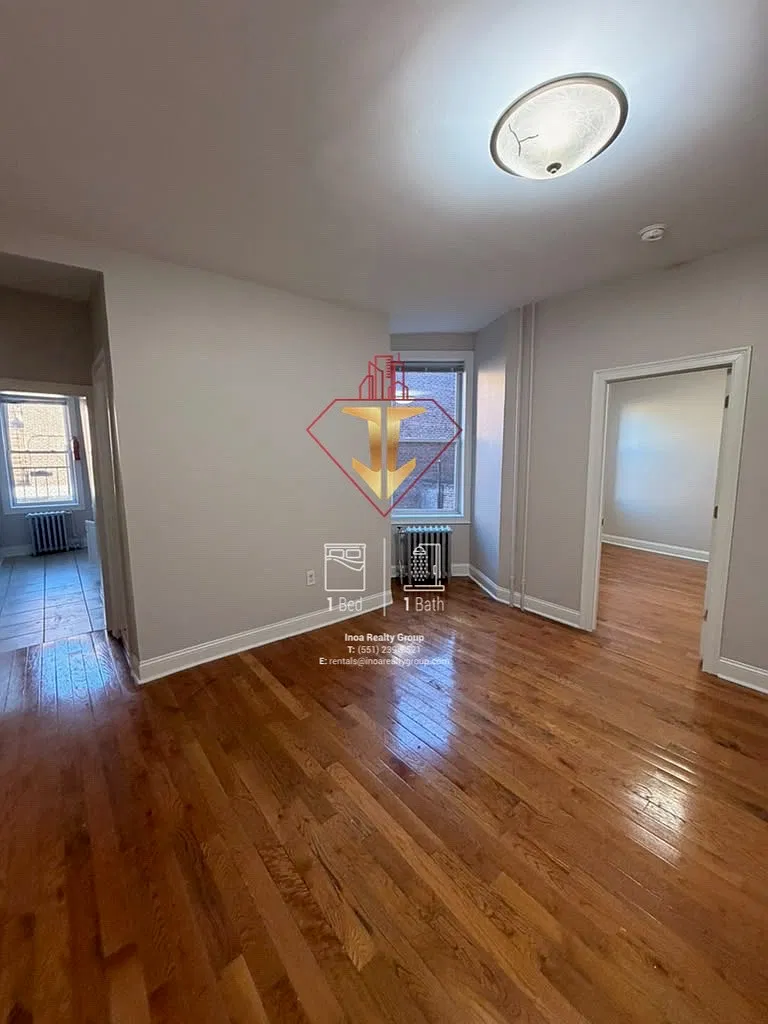 1 bed, 800 sqft, $1,895 — Photo 3