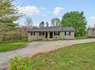 3246 Pow Camp Rd, Crossville, TN 38572