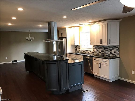 4th image of 6237 Stafford Dr