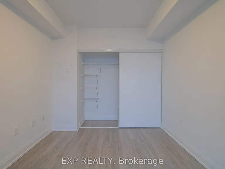 77 Mutual St #2210 — Photo 20