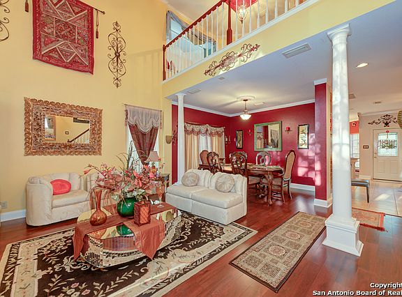 4th image of 1522 Saxonhill Dr