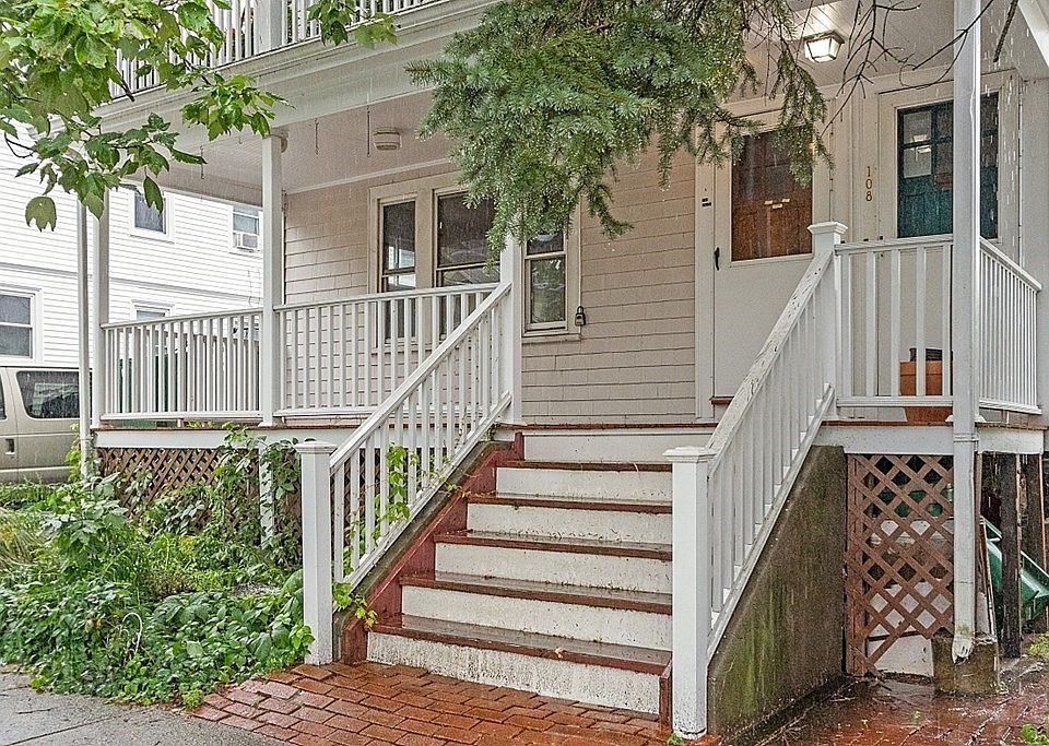 1st image of 108 Capen St #1