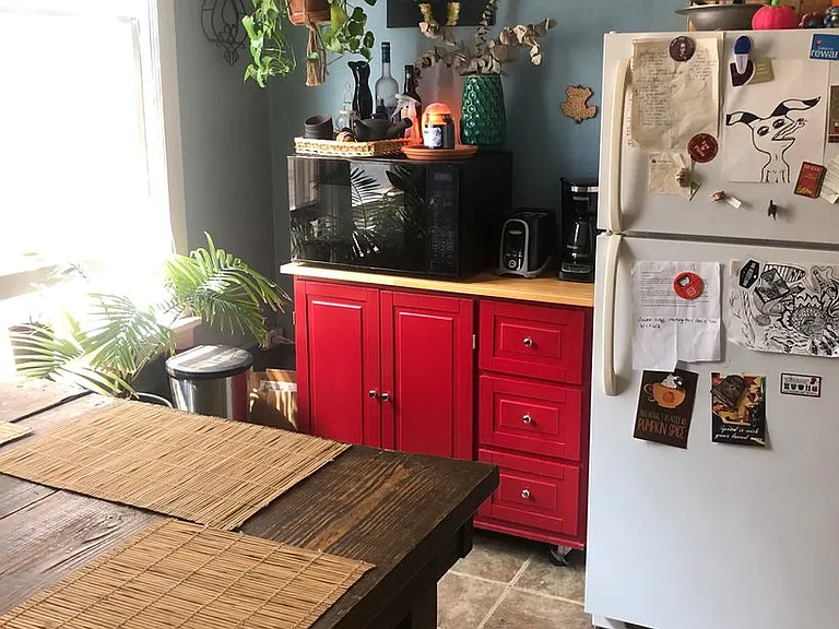 1857 N. Warren Ave....Available August 1st — Photo 4