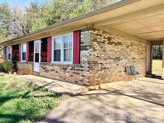 2nd image of 1076 Browning View Rd