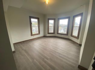51 Bracewell Ave #2E, North Adams, MA 01247
