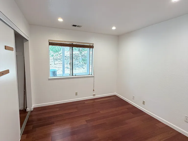 154 Panorama Dr — Photo 12