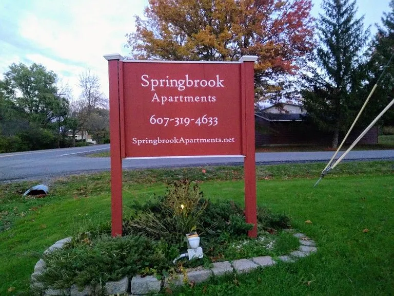 6 Springbrook Cir #B — Photo 12