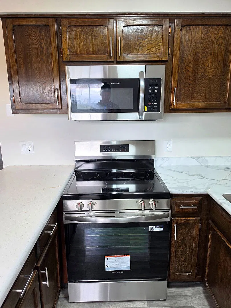 Beau Manor Townhomes — Photo 4
