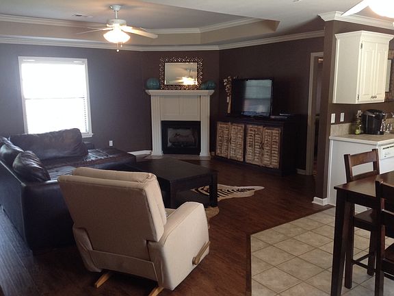 3rd image of 14101 Shady Ln