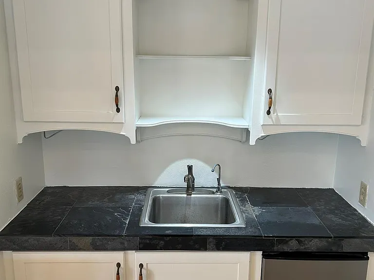6016 Center St #A — Photo 12