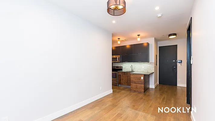 Rented by Nooklyn NYC LLC | media 22