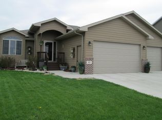 425 Summit Pass, Brookings, SD 57006