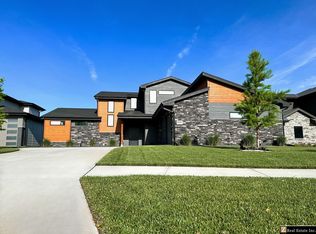 6610 N 289th St, Valley, NE 68064