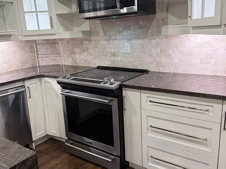 81 Sweet Water Cres — Photo 12