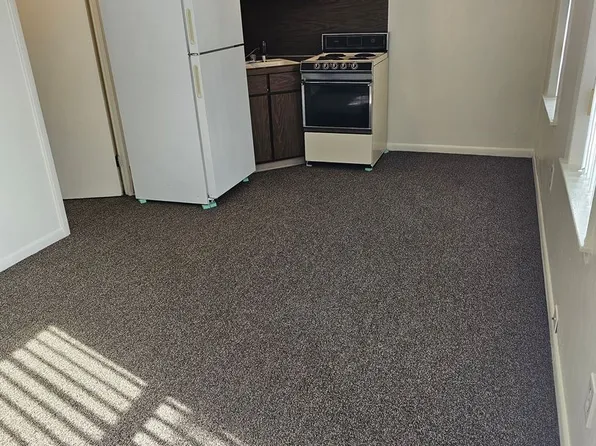 134 N Main, 134 N Main St #4, Bowling Green, OH 43402