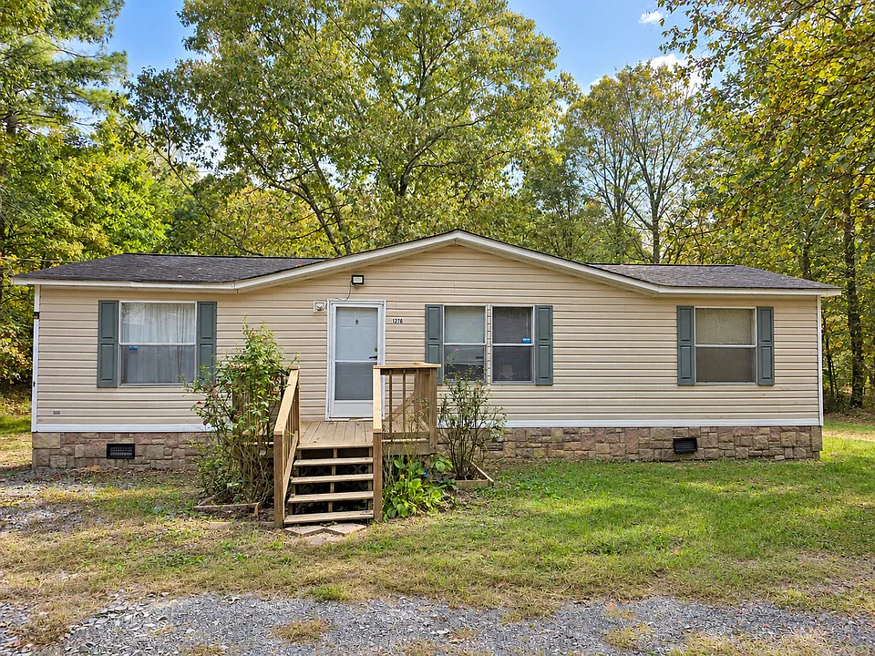 1276 Derby Dr