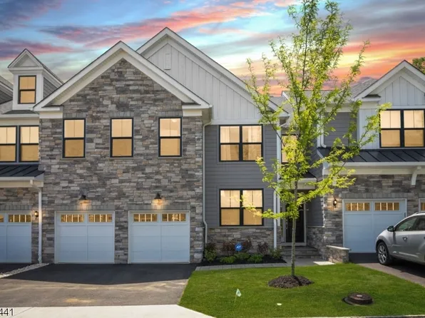3 Beacon Pl, Warren Twp., NJ 07059
