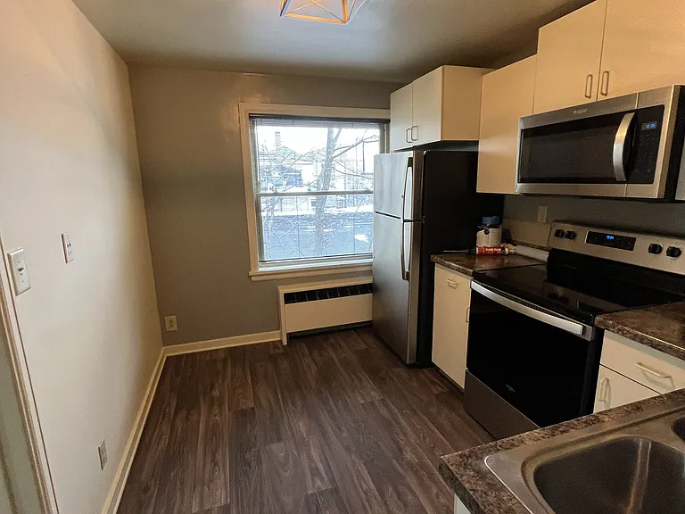 820A Pennsylvania Ave #204 — Photo 1