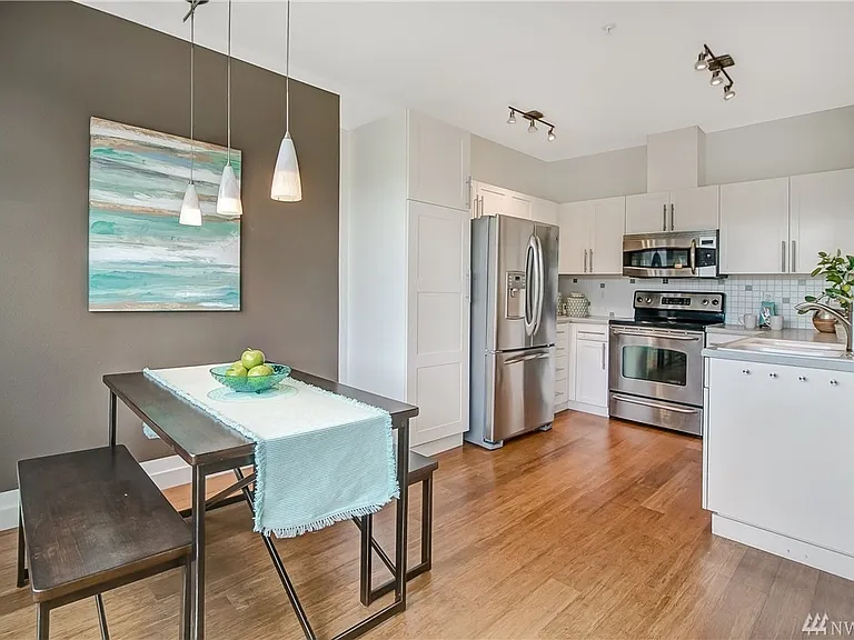 23420 SE Black Nugget Rd #E304 — Photo 7
