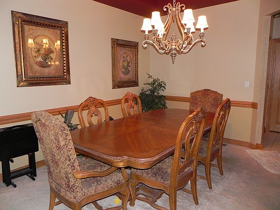 5th image of 8741 Berkley Ct