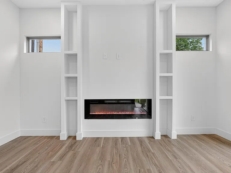 5704 Wayside Dr — Photo 7