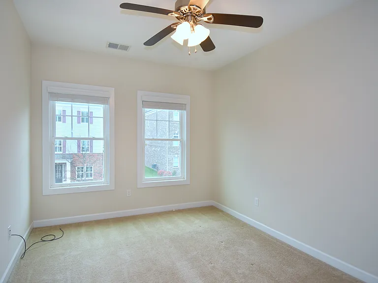 346 Osona Ln — Photo 25