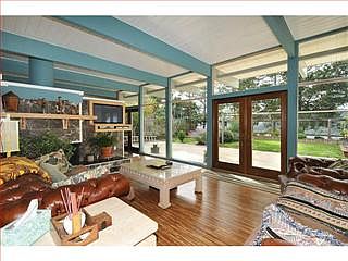 1st image of 1704 Lexington Ave