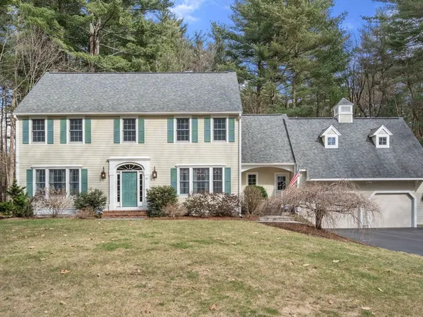 22 Brownstone Ln, Sudbury, MA 01776