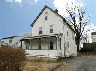 8 Windsor Pl, Norwalk, CT 06854