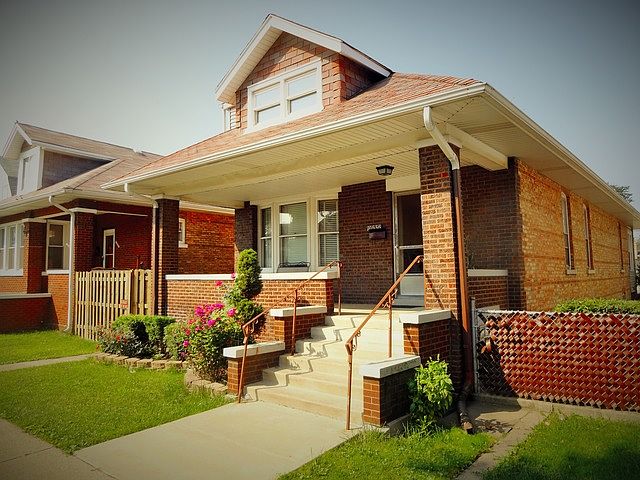 2nd image of 10536 S Avenue H