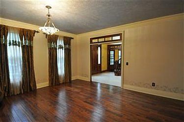 3rd image of 32424 Nottingham Dr
