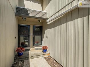 141 W Bannister Rd, Kansas City, MO 64114
