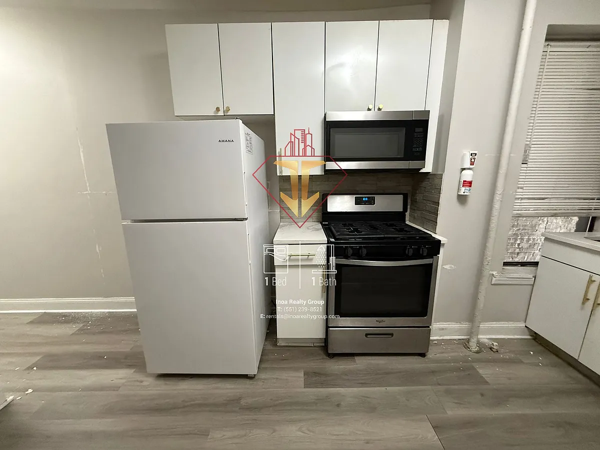 Photo 2 of 7 - 5300 Palisade Ave #203A - West New York, NJ Building Photo - 5300 Palisade Ave #203A