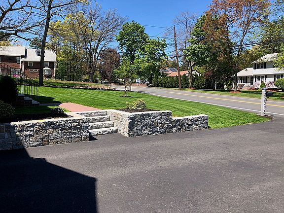 4th image of 46 Shawsheen Ave