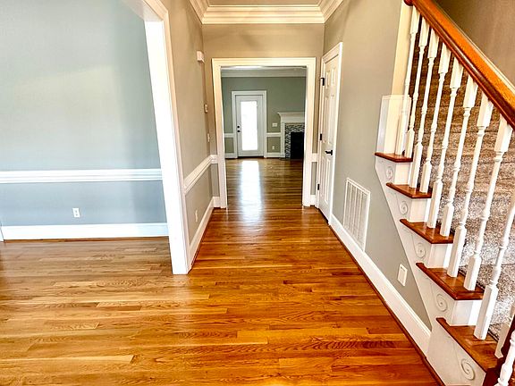 2nd image of 1801 Bloomsbury Road