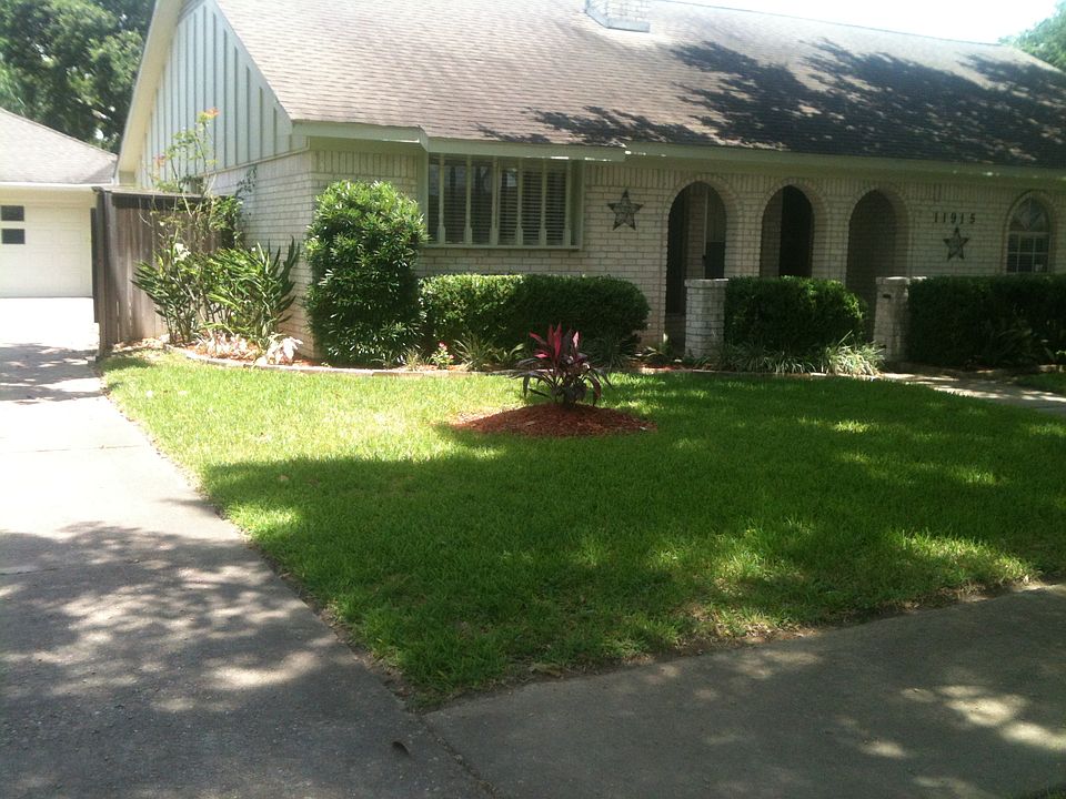1st image of 11915 Manorgate Dr